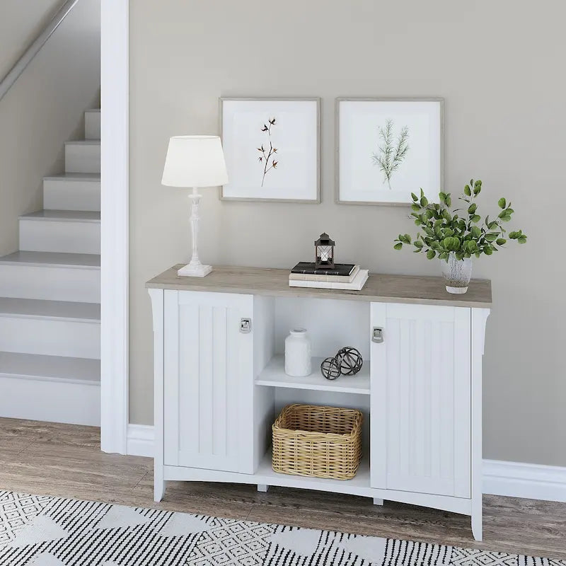 Meuble de rangement rustique en bois avec portes et étagères ouvertes, couleur bois flotté