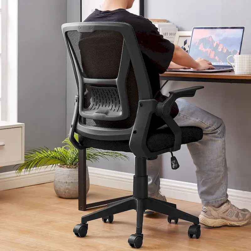 Chaise de bureau pivotante à dossier mi-haut en maille avec hauteur et accoudoirs réglables
