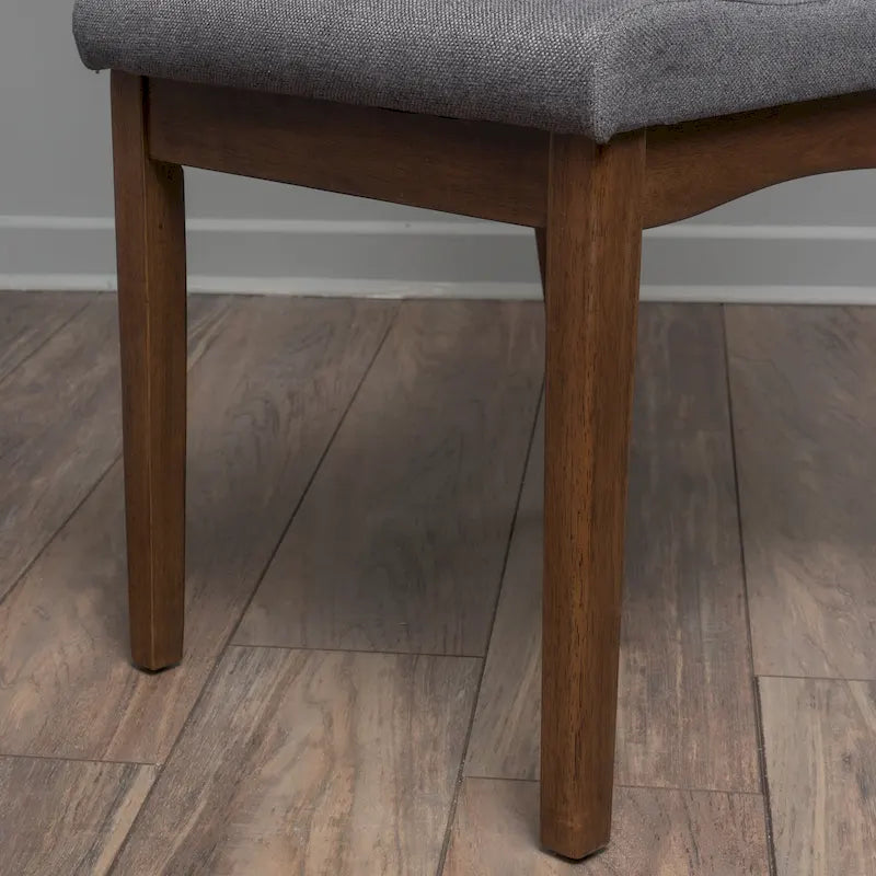 Chaise de salle à manger tapissée en tissu de style milieu du siècle avec pieds en bois massif