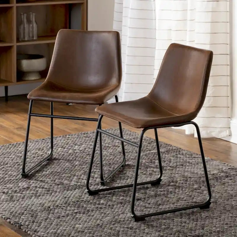 Chaise de salle à manger industrielle en similicuir sans accoudoirs, piètement luge en acier thermolaqué