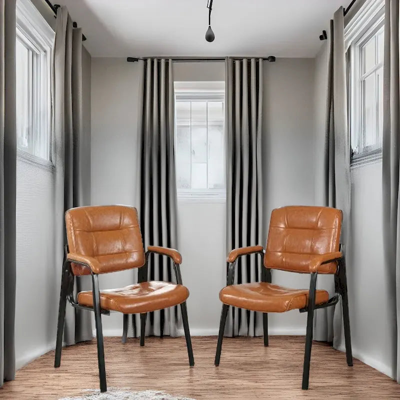 Chaise de bureau en similicuir rembourrée avec accoudoirs et structure métallique