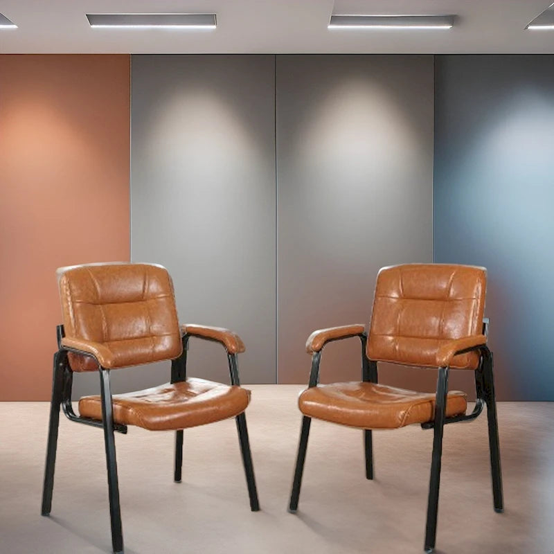 Chaise de bureau en similicuir rembourrée avec accoudoirs et structure métallique