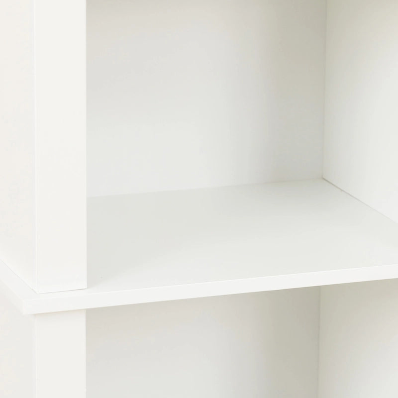 Meuble de rangement haut blanc en lin avec portes et étagères ouvertes